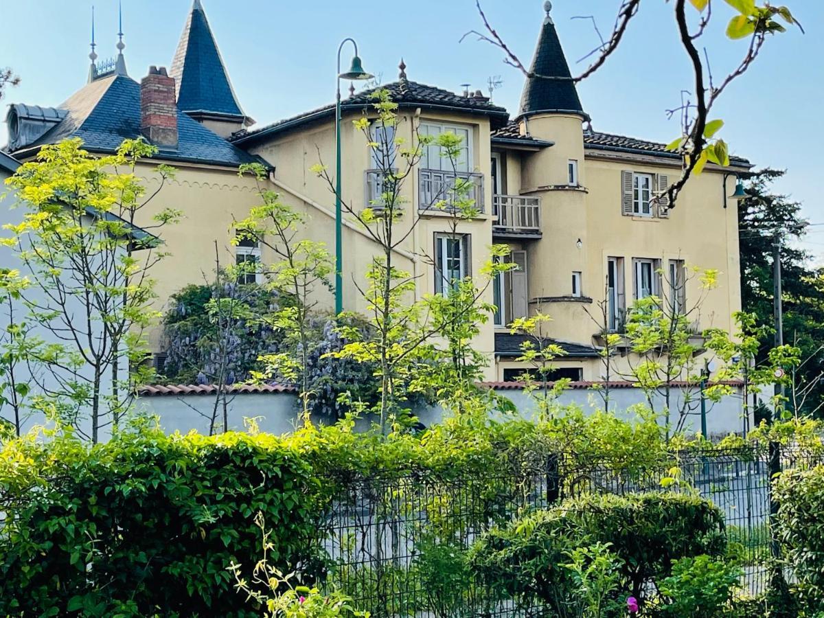 Aux Tourelles 1888 - Tres Proche Lyon Bed & Breakfast Tassin-la-Demi-Lune Dış mekan fotoğraf