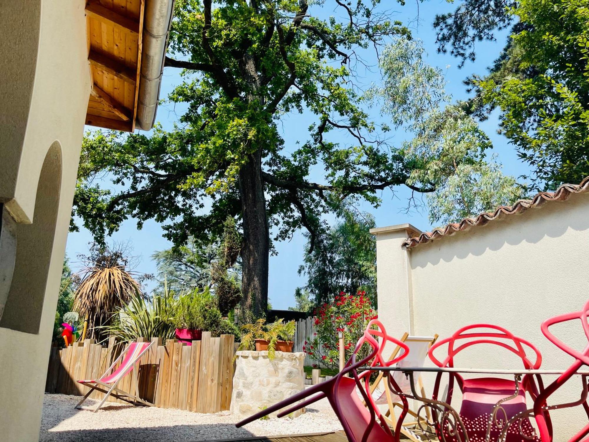 Aux Tourelles 1888 - Tres Proche Lyon Bed & Breakfast Tassin-la-Demi-Lune Dış mekan fotoğraf